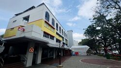 Hougang Street 21 (D19), Shop House #519695301
